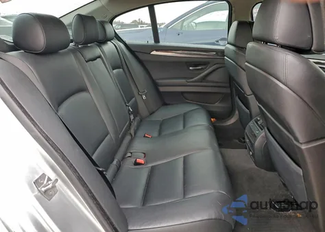 2012 BMW 550 Xi из США, поврежденный, VIN WBAFU9C58CC787967